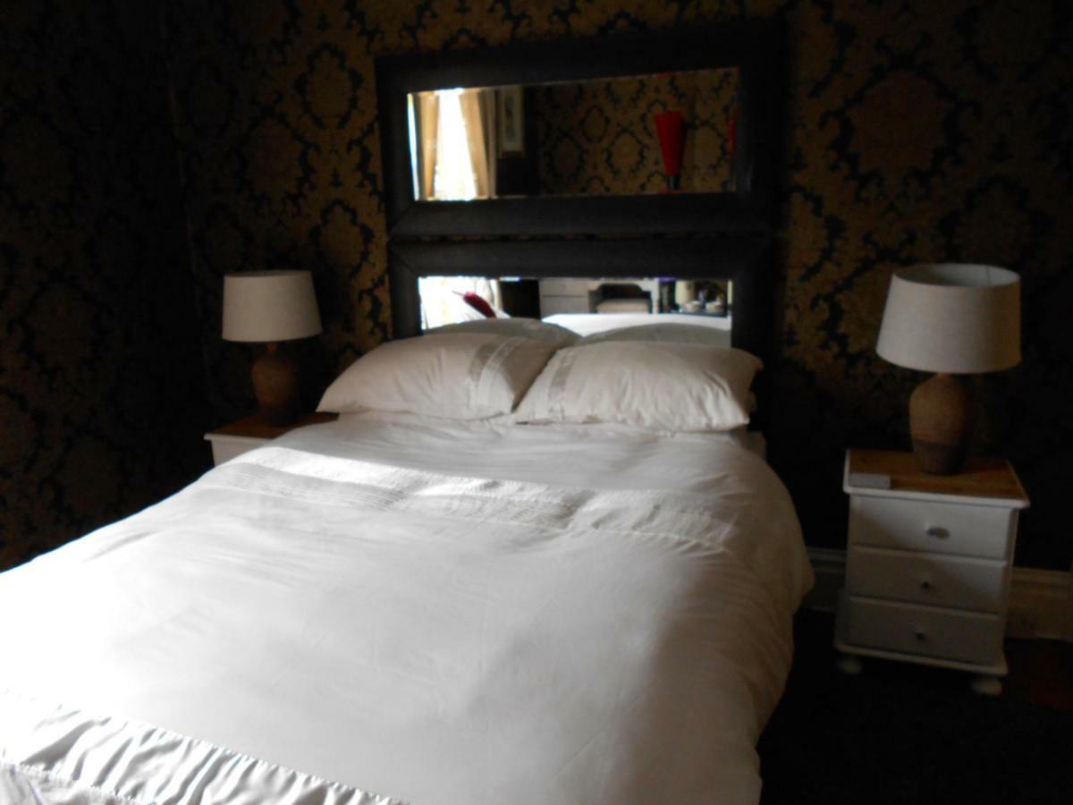 Olderfleet Bed & Breakfast Clacton-on-Sea Exterior photo