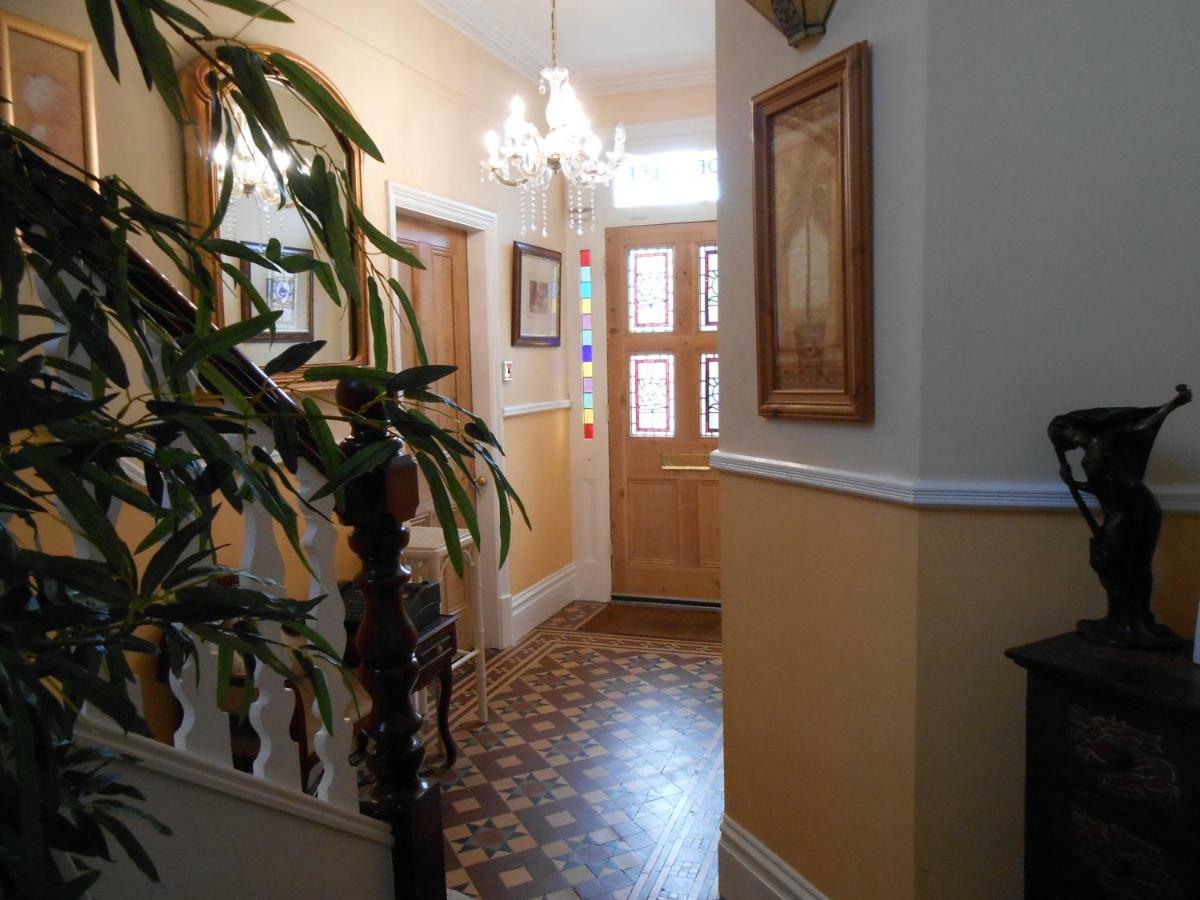Olderfleet Bed & Breakfast Clacton-on-Sea Exterior photo